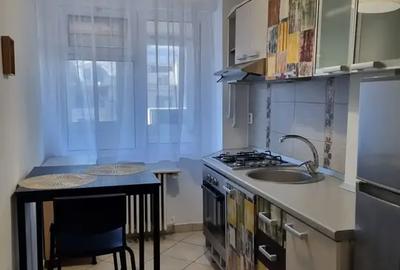 Apartament cu 2 camere decomandat, mobilat în P-ța Romană - 2