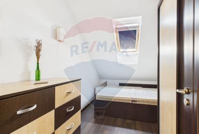 De vanzare | Apartament Tip Penthouse cu 3 camere, zona Morarilor - 10