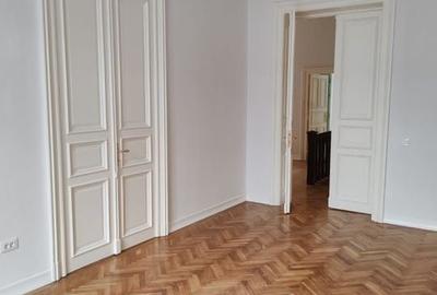 Imobil renovat total zona Ultracentral! - 44