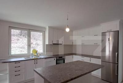 Casa individuala 361 mp, teren 1590 mp, in Luna langa Campia - 2