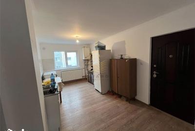 Apartament cu 3 camere decomandat în Central - 6