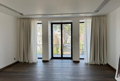 Apartament cu 5 camere decomandat în Kiseleff - 1