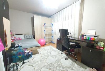 Apartament cu 4 camere decomandat în Decebal - 2