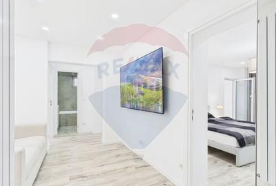 Apartament cu 3 camere decomandat, mobilat în P-ța Unirii - 13