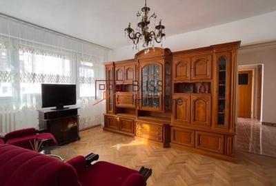 Apartament 3 camere în zona Mihai Bravu
