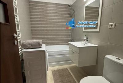 Apartament cu 2 camere semidecomandat, mobilat în Decebal - 1