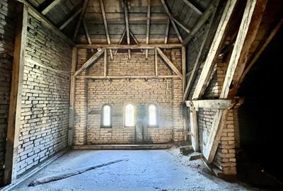 Casă individuală cu 6 camere cu Canalizare în Capitale - 30