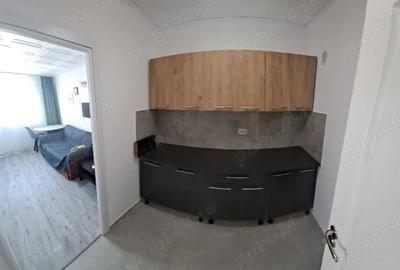 Garsonieră decomandată în Central - 3