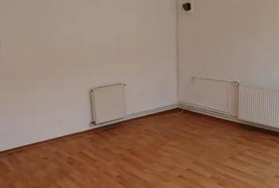 Spațiu comercial, de 25 mp, în Ultracentral - 3