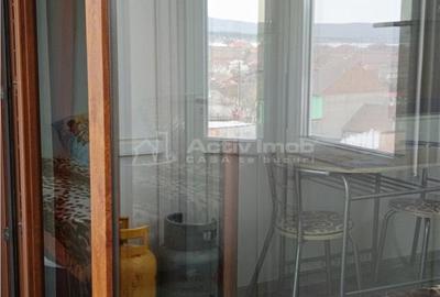 Moldova Noua, Garsoniera 25, 09 mp gata de mutare! - 1