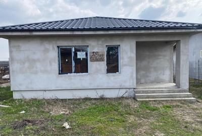 Casă cu 3 camere în Exterior Vest - 2