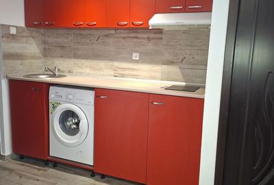 Apartament decomandat în Titan