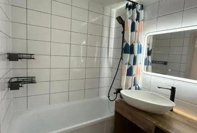 Apartament cu 2 camere decomandat în Drumul Taberei