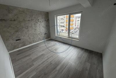 Spațiu comercial, de 50 mp, în Central - 2