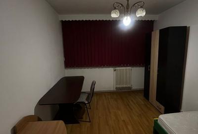 Apartament cu 3 camere decomandat în Podu Roș - 3