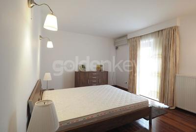 Vilă superba cu 8 camere, mobilata modern, piscina - 24