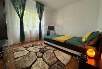 Apartament cu 3 camere de inchiriat in Andrei Muresanu - 2