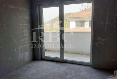 Case noi cu teren in Chinteni - 14