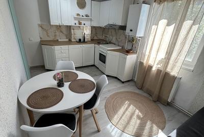 Apartament cu 3 camere decomandat în Central - 4