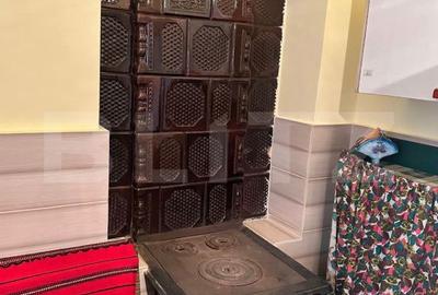 Casă cu 2 camere cu Teren 690 Mp în Petrești - 8