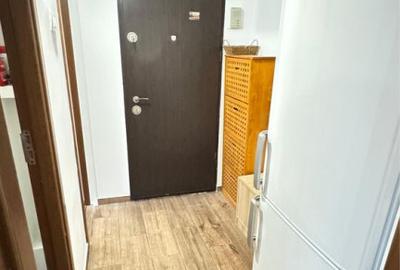 Garsoniera decomandata etajul 1 Astra- Piata - 2