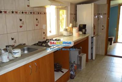 Casă cu 3 camere cu Teren 5000 Mp în Central - 8