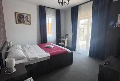 Spațiu comercial, de 794 mp, în Central - 15