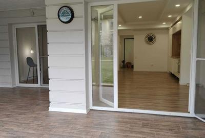 Apartament cu 3 camere decomandat în Ștefăneștii de Jos - 4