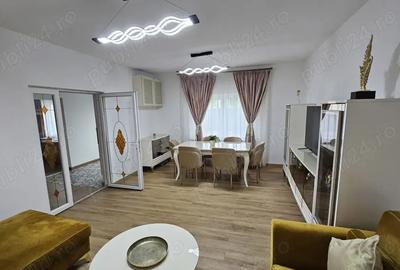 Casă cu 5 camere în Roman - 1