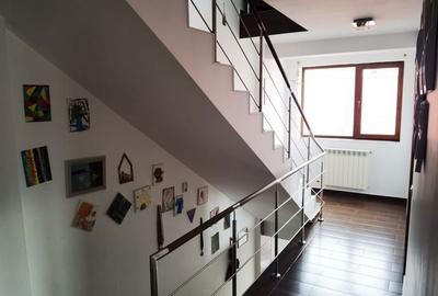 Casă cu 4 camere în Central - 11