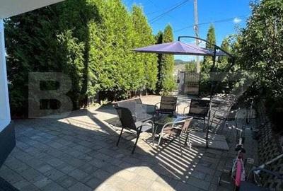 Casa cu 4 camere,198 mp utili + 350 mp teren,Corunca - 2