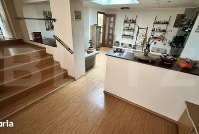 Casă cu 6 camere cu Teren 670 Mp în Central - 15