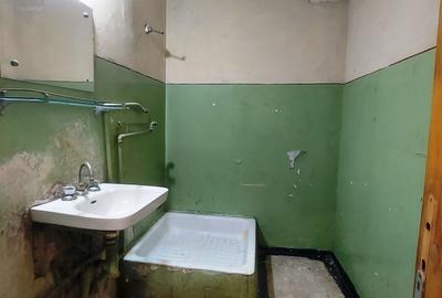 Apartament cu 4 camere semidecomandat în Lujerului - 6