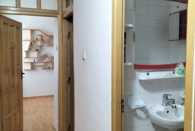 Apartament cu 3 camere decomandat în Central - 10