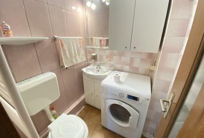 Apartament cu 3 camere decomandat, mobilat în 13 Septembrie - 8
