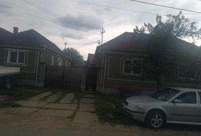 Casă cu 4 camere în Felcheriu - 1