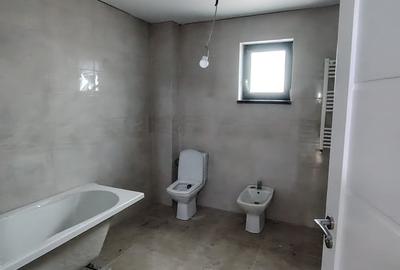 Casa cu 5 camere, doua bai Bucium Casa cu 5 camere, doua bai Bucium - 9