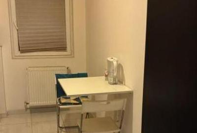 Garsonieră în Apărătorii Patriei