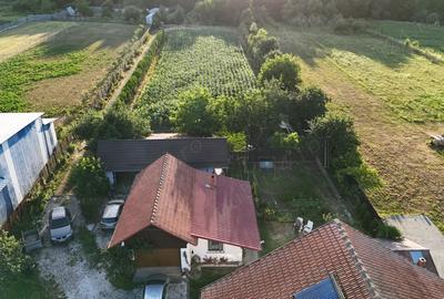 Casă cu 6 camere cu Teren 6355 Mp în Râu Bărbat - 4