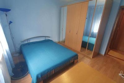 Apartament cu 2 camere decomandat în Podgoria