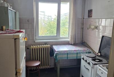 OLTENITEI-Pta SUDULUI, 2 camere, decomandate, 6/10, libere, 75000 euro OLTENITEI-Pta SUDULUI, 2 camere, decomandate, 6/10, libere, 75000 euro - 17