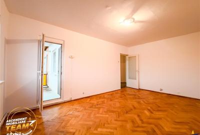 Apartament cu 3 camere decomandat în Lenin - 8