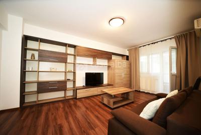 Apartament cu 2 camere decomandat, mobilat în Central