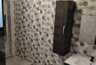 Casă cu 5 camere cu Teren 280 Mp în Brătianu - 11