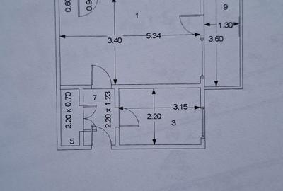 Apartament cu 2 camere semidecomandat în Basarabia