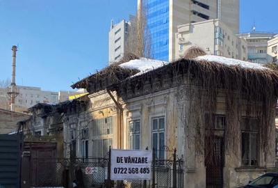 Spațiu comercial, în P-ța Victoriei - 1