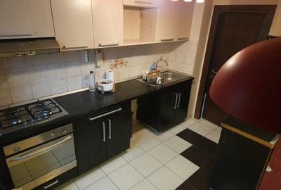 Apartament cu 3 camere decomandat, mobilat în Titan - 3
