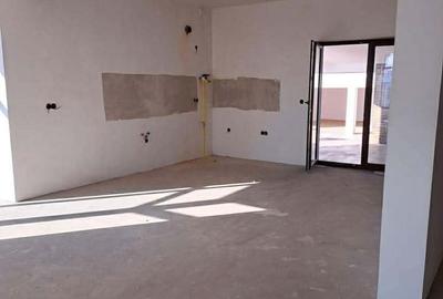 Casă cu 4 camere cu Teren 500 Mp în Odoreu - 5