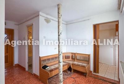 Apartament cu 2 camere decomandat în Micro 15 - 9