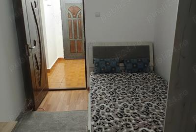 Apartament cu 3 camere nedecomandat în Trivale